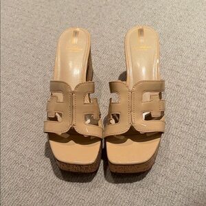 Sam Edelman Beige Patent Leather Cork Platform Slide Mules